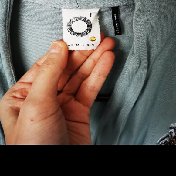 Anthropologie faux wrap style embroidered Top - Picture 4 of 4